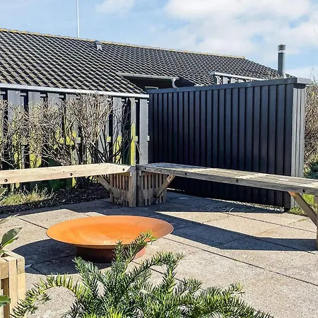 Tatil Evi 4 Star In Saeby-by Traum